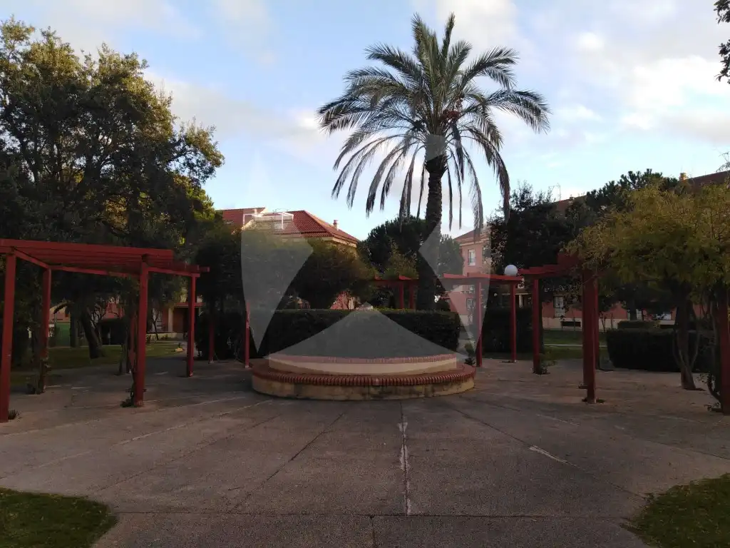 Vista exterior de Pis en venda en Badajoz amb Aire condicionat, Jardí privat i Terrassa