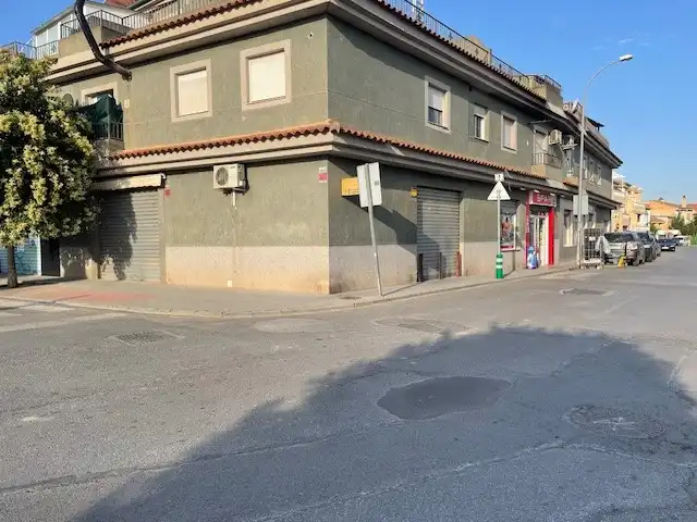 Gewerbefläche zum Verkauf in Calle Virgen de los Remedios 31