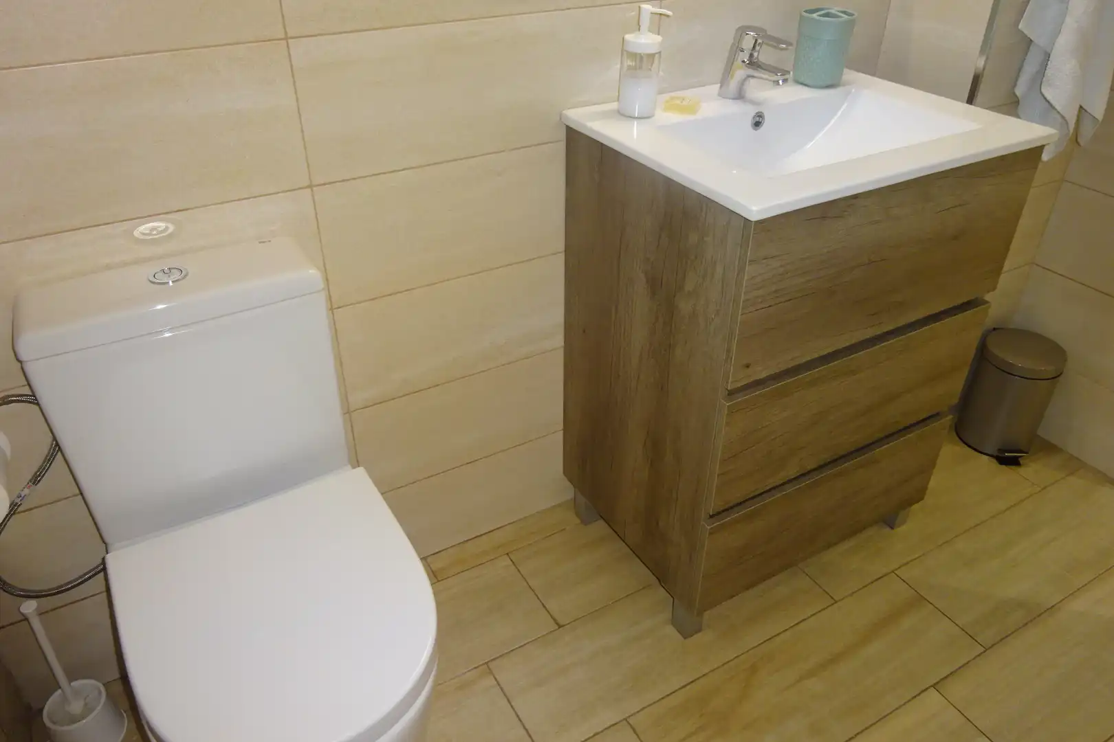 Flat for rent in Carrer de Bordeus, Barri de les Corts