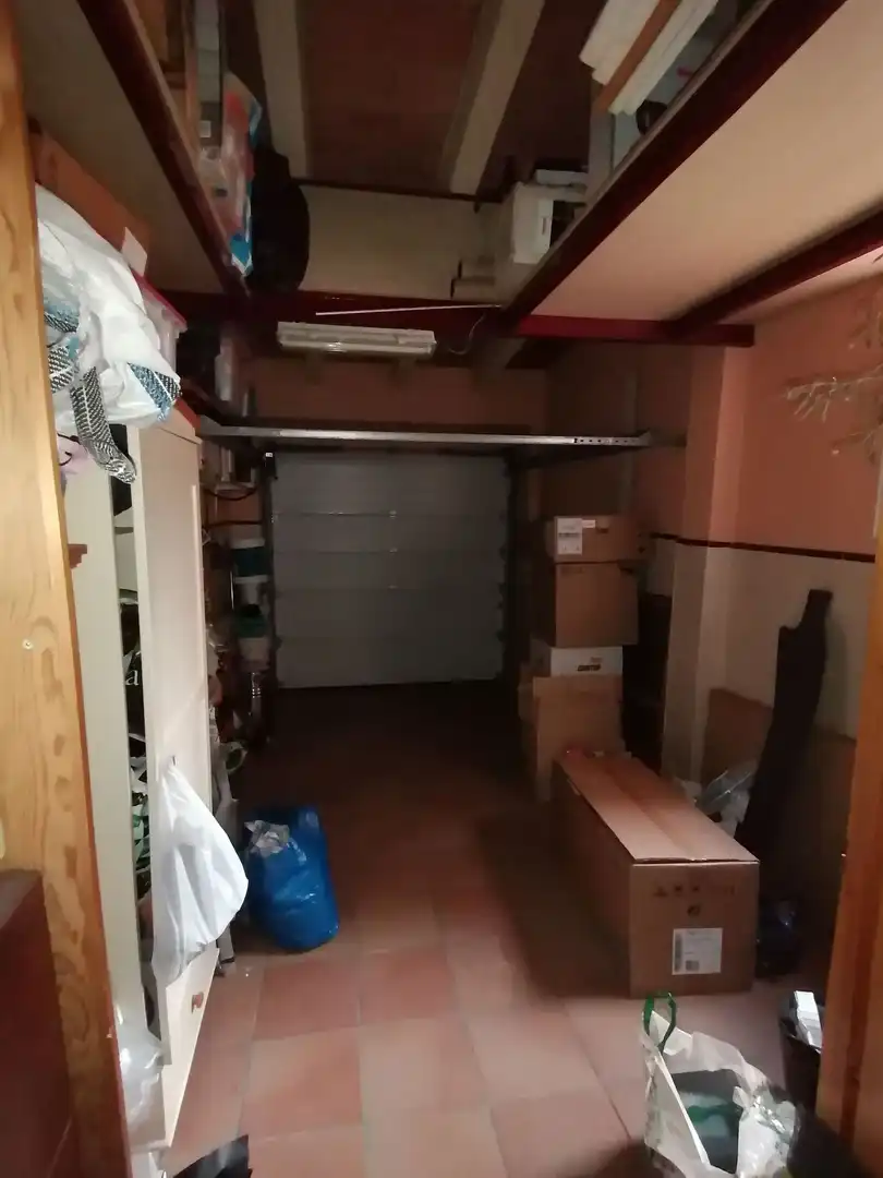 Casa adosada de lloguer en Algeciras amb Jardí privat, Terrassa i Traster
