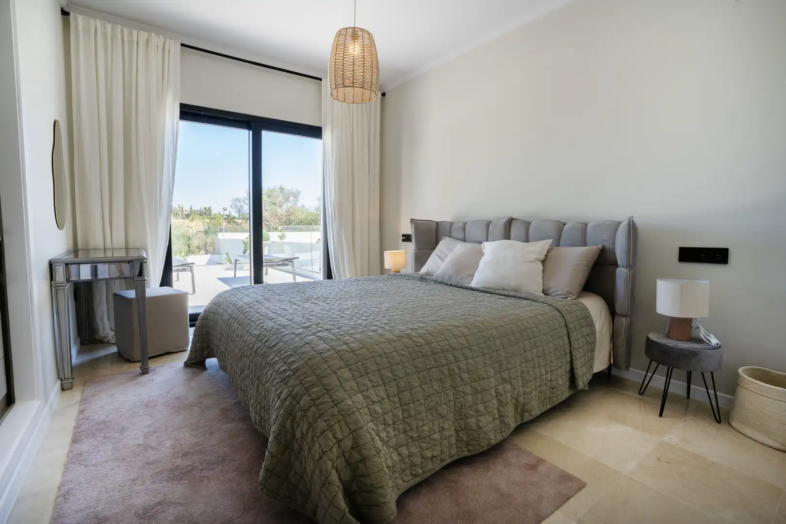 Casa o chalet de alquiler en GUADAIZA A/B, 47, La Quinta