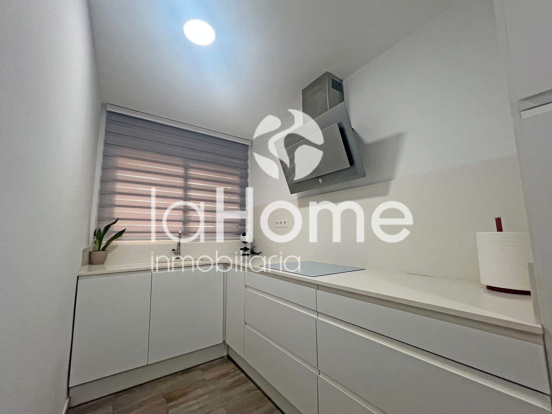 Cocina de Casa adosada en venta en Aldaia con Aire acondicionado, Terraza y Horno