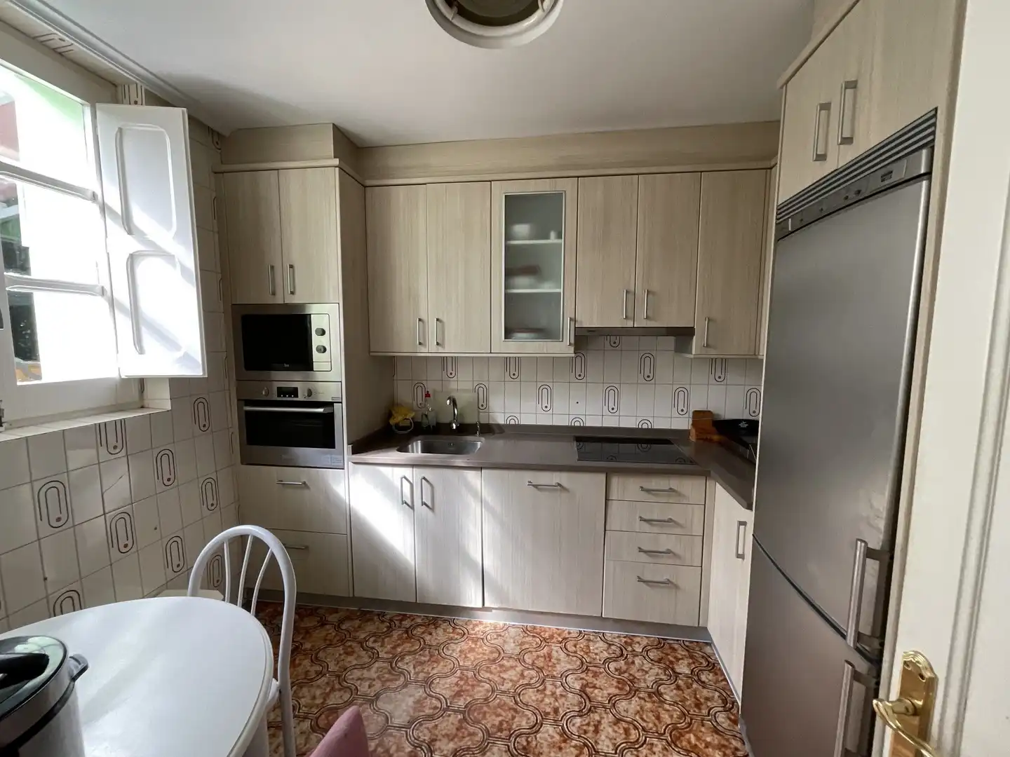 Cuina de Casa o xalet en venda en Santurde de Rioja amb Calefacció, Parquet i Terrassa