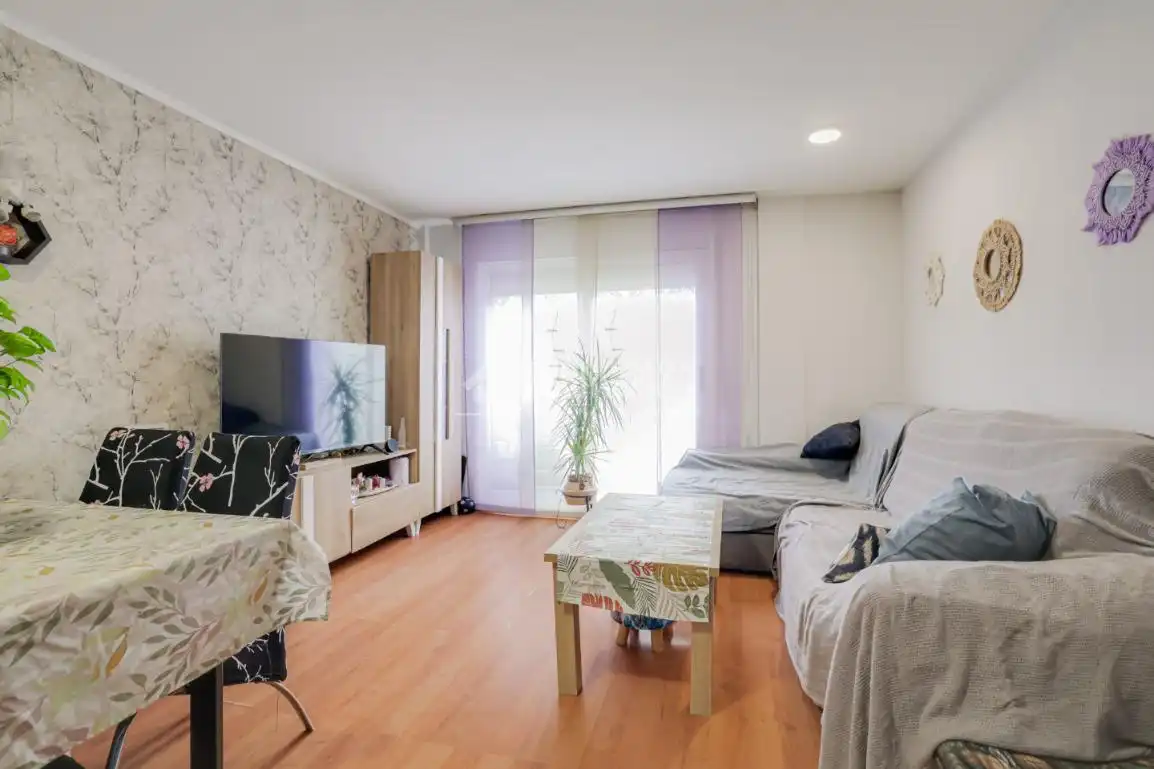 Piso en venta en Carrer de la Font del Ferro, Ca n'Oriol