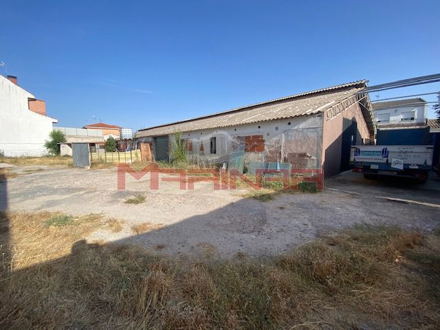 Nau industrial en venda en Esquivias