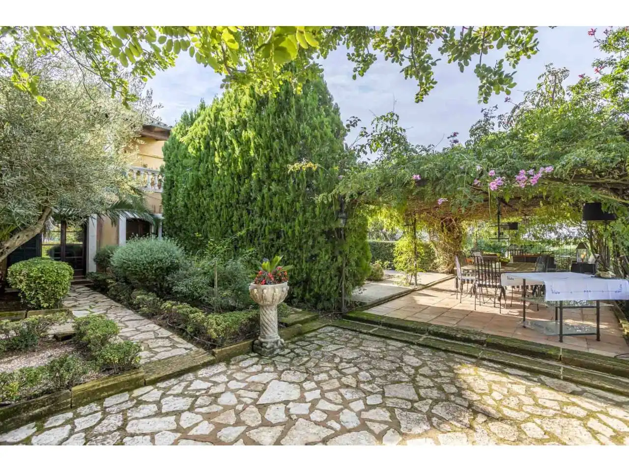 Jardín de Finca rústica en venta en Montuïri con Aire acondicionado, Calefacción y Jardín privado
