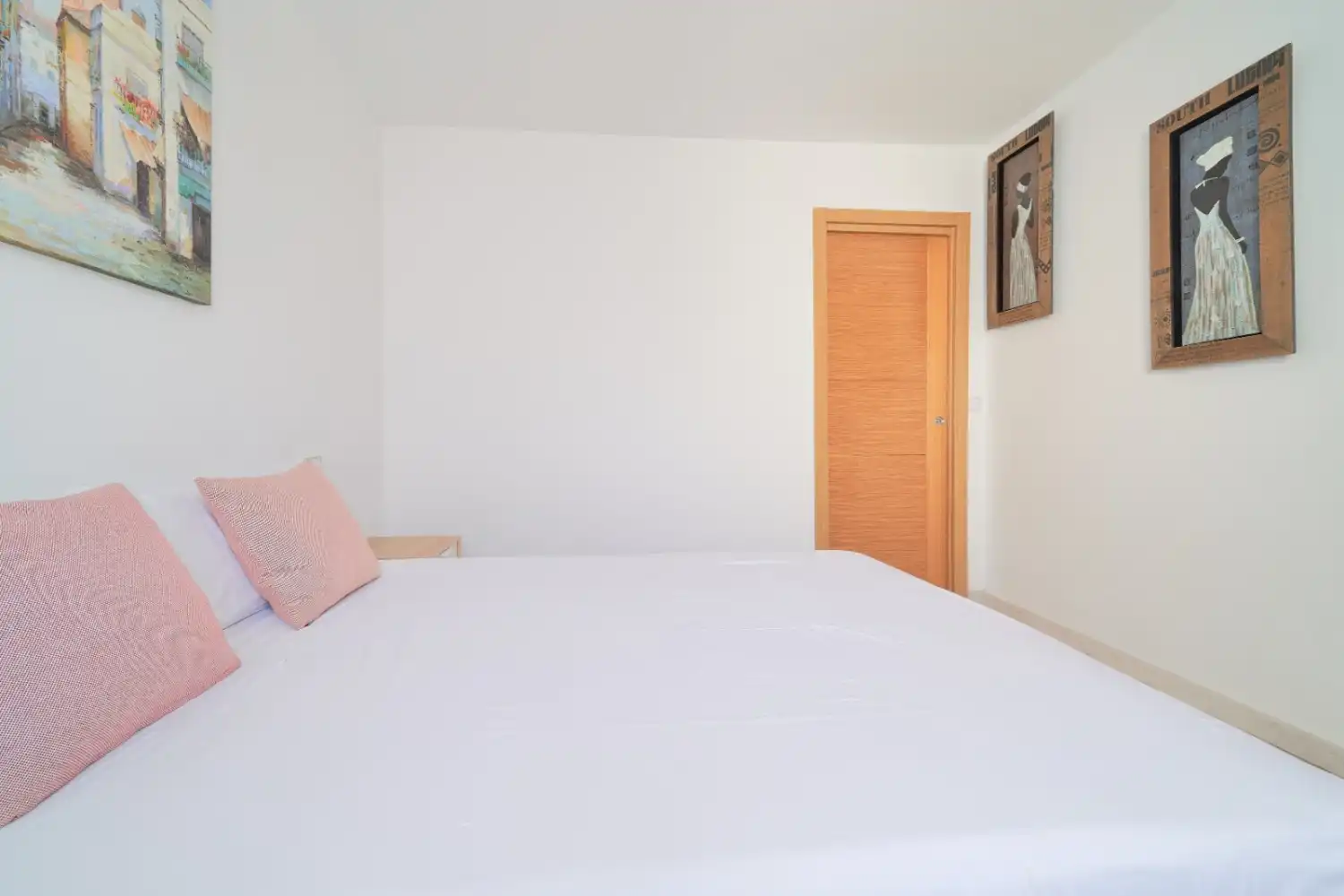 Habitación de Ático de alquiler en Málaga con Aire acondicionado, Amueblado y Lavadora