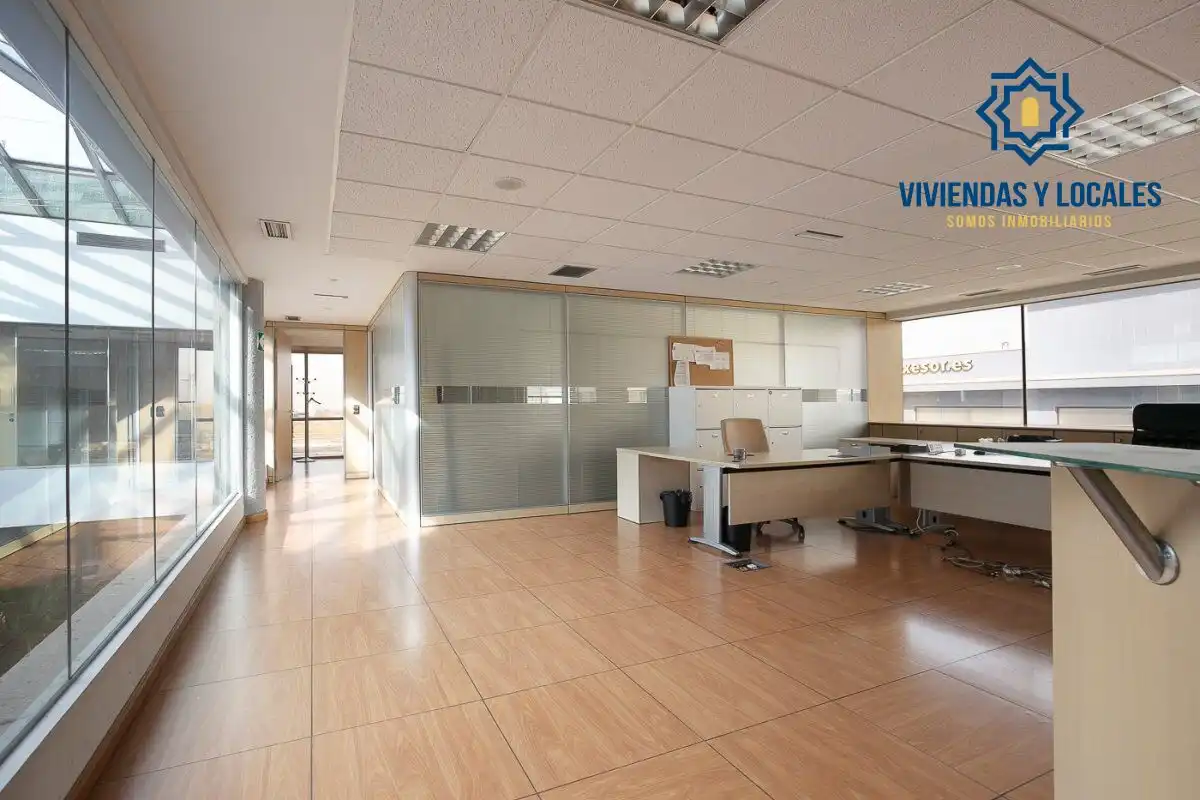 Oficina amb ascensor en venda a Campus de la Salud, imagen 20