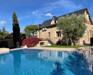 Piscina de Casa o xalet en venda en Galapagar amb Aire condicionat, Calefacció i Jardí privat