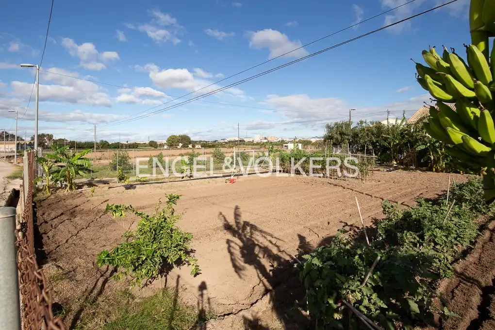Country house zum Verkauf in Valencia mit Heizung und Privatgarten