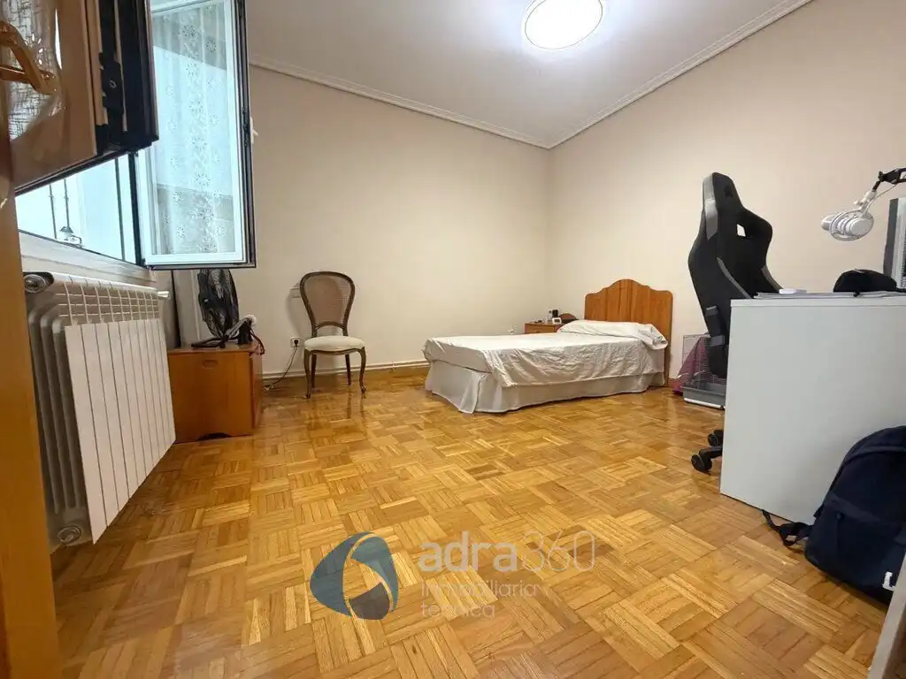 Habitación de Piso en venta en  Logroño con Calefacción y Trastero