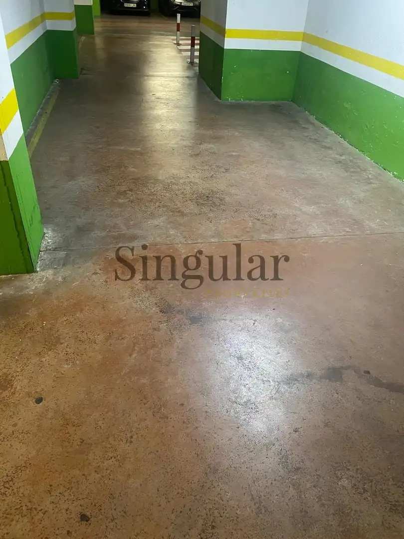 Garage zum Verkauf in  Barcelona Capital