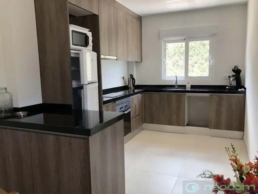 Cuina de Casa o xalet en venda en La Romana amb Terrassa