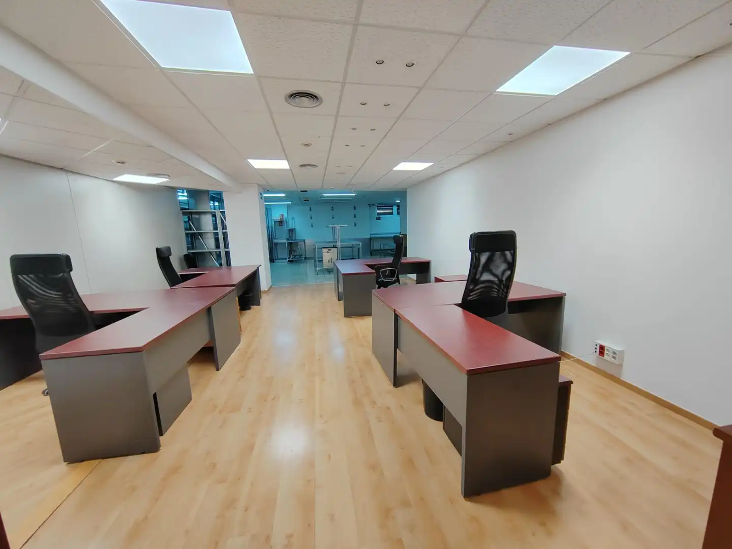 Oficina en venta en Barcelona con Aire acondicionado, Calefacción y Amueblado