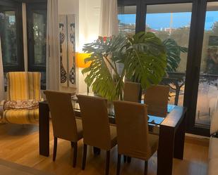 Dining room of Flat for sale in  Sevilla Capital  with Air Conditioner, Private garden and Parquet flooring