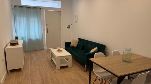 Foto 2 de Apartamento de alquiler en Pasaje Pizarro, Manantiales - Estación de Autobuses, Torremolinos
