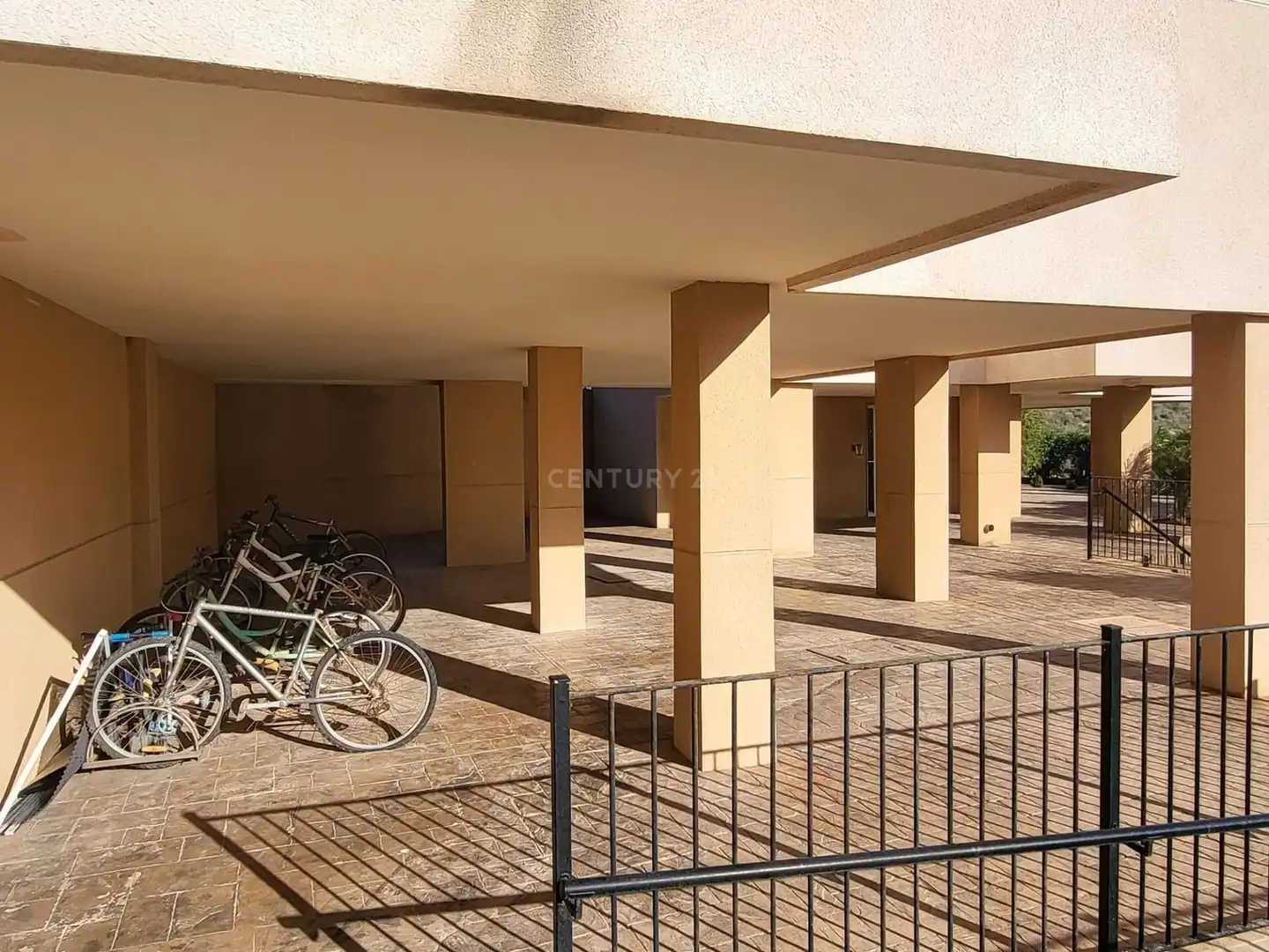 Garatge en venda a Avenida Levante, 29, Perín