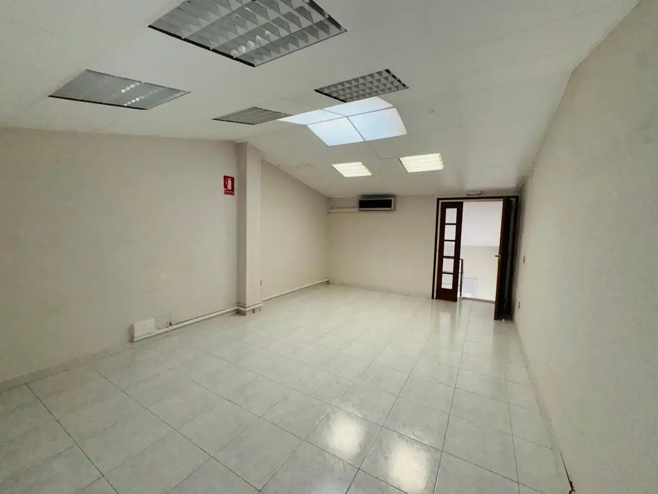 Casa adosada en venta en Montcada i Reixac con Aire acondicionado, Terraza y Trastero