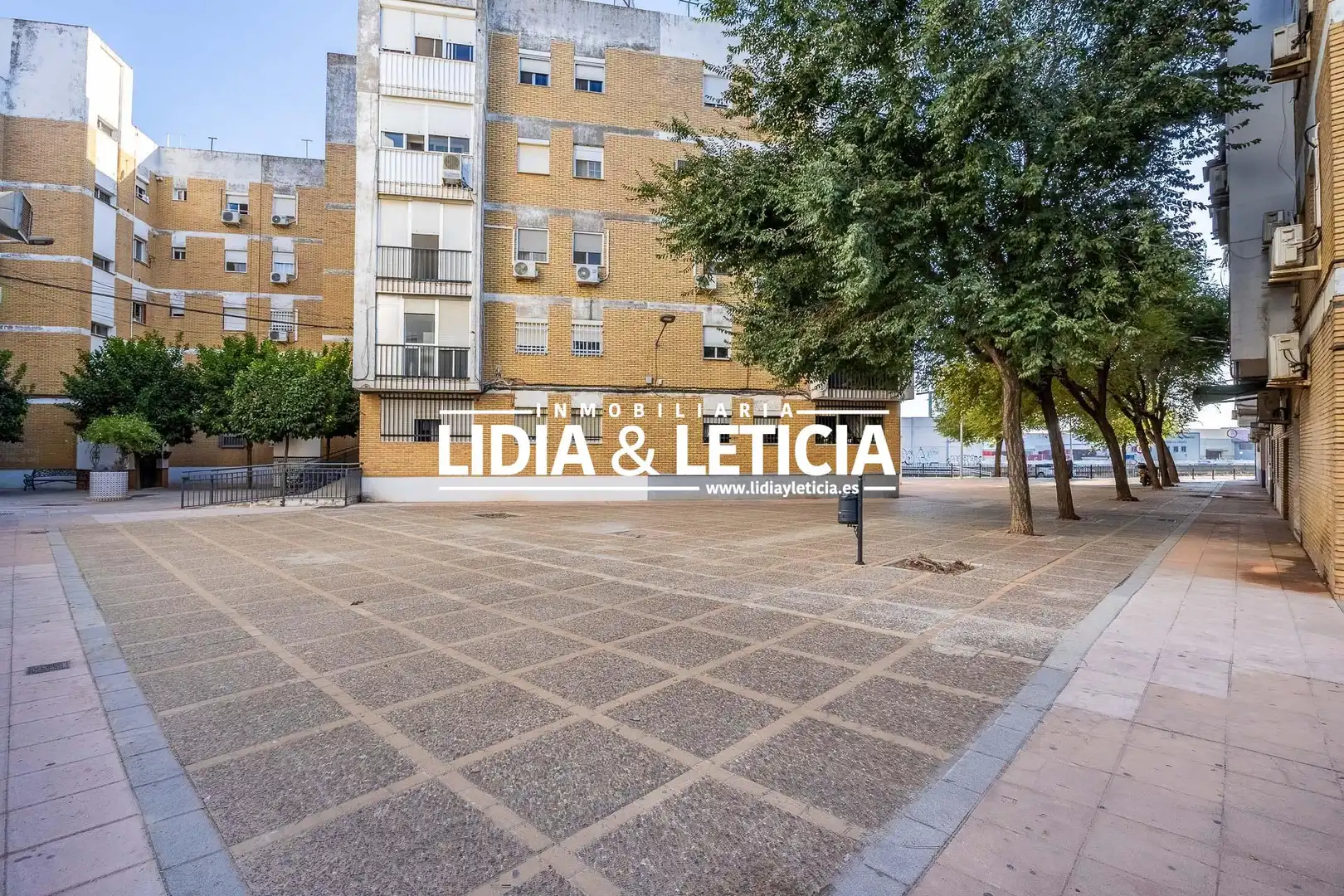 Außenansicht von Wohnung zur Miete in Alcalá de Guadaira mit Klimaanlage, Terrasse und Möbliert