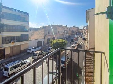 Casa con balcone in vendita a Muro