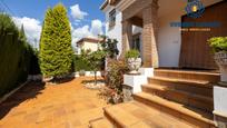 Exterior view of House or chalet for sale in Otura  with Heating, Private garden and Terrace