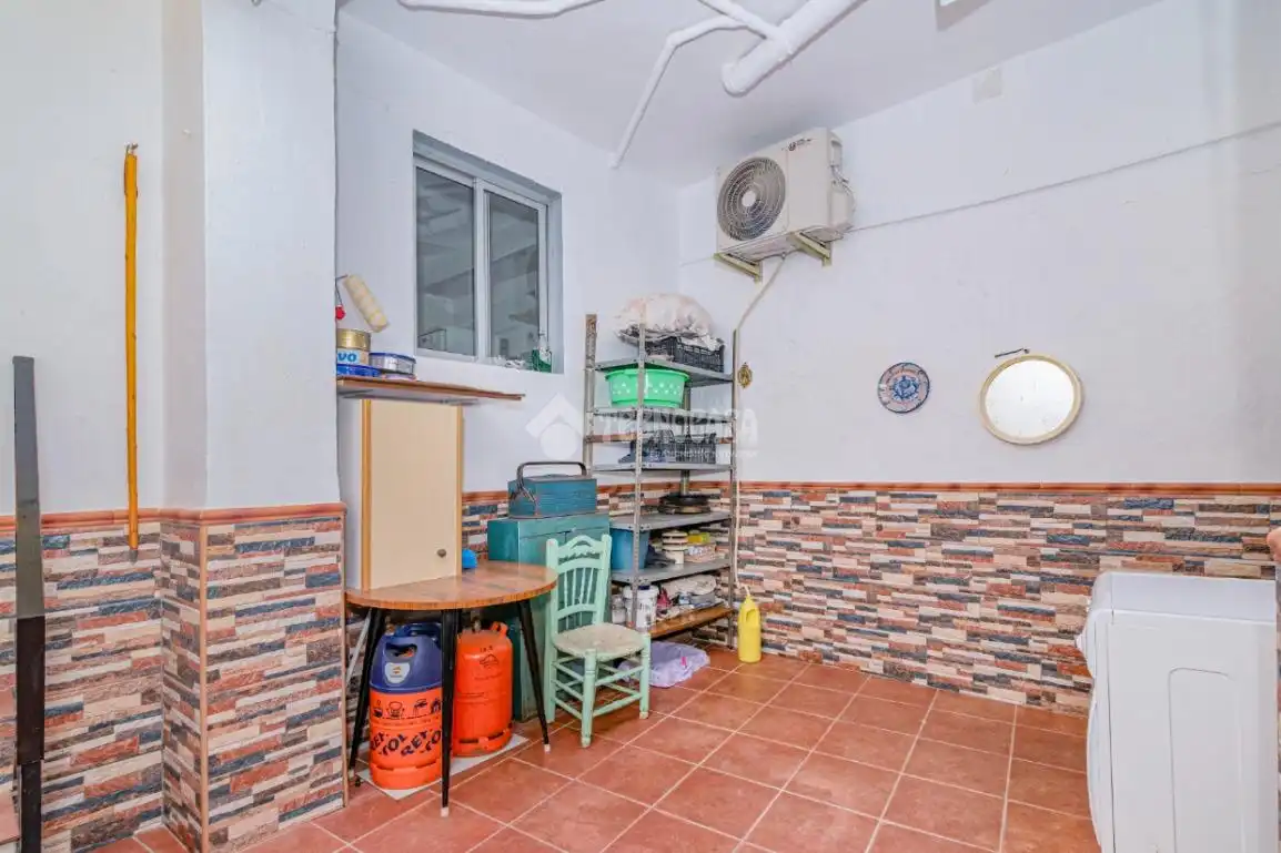 Detached homes for sale in Loja  with Air Conditioner