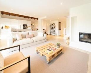Living room of House or chalet for sale in San Martín de Unx  with Heating, Private garden and Storage room