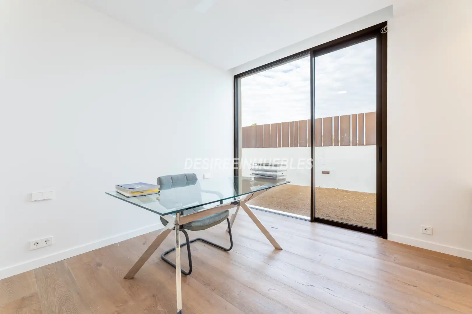 Habitación de Casa o chalet en venta en Godella con Aire acondicionado, Calefacción y Jardín privado
