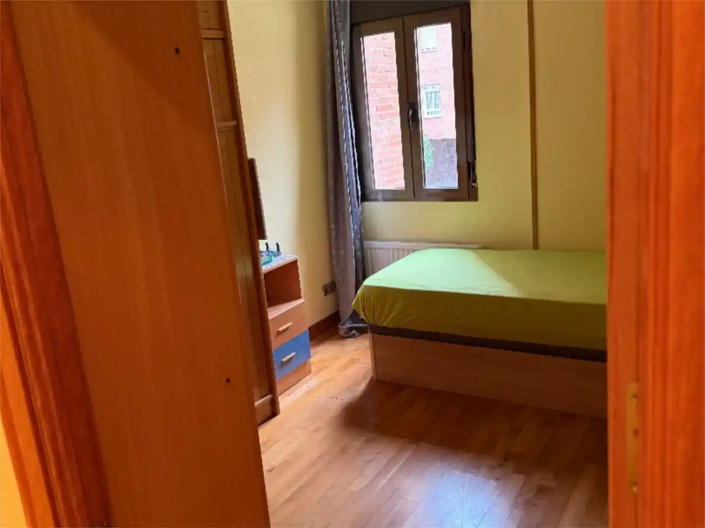 Dormitori de Pis en venda en Leganés amb Aire condicionat, Jardí privat i Parquet