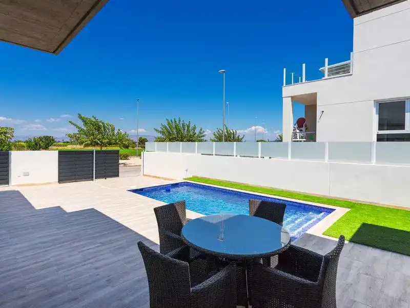 Xalet amb piscina en venda a Daya Nueva, imagen 6
