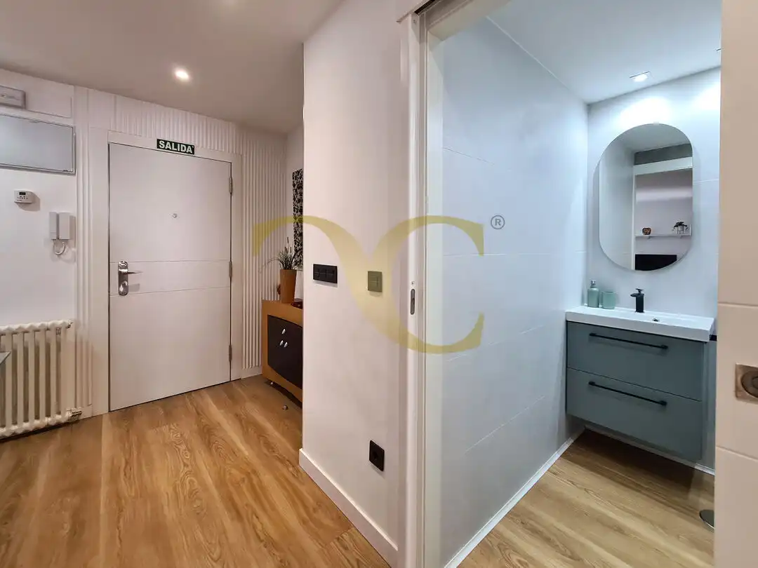 Wohnung zur Miete in Oviedo  mit Heizung, Terrasse und Möbliert
