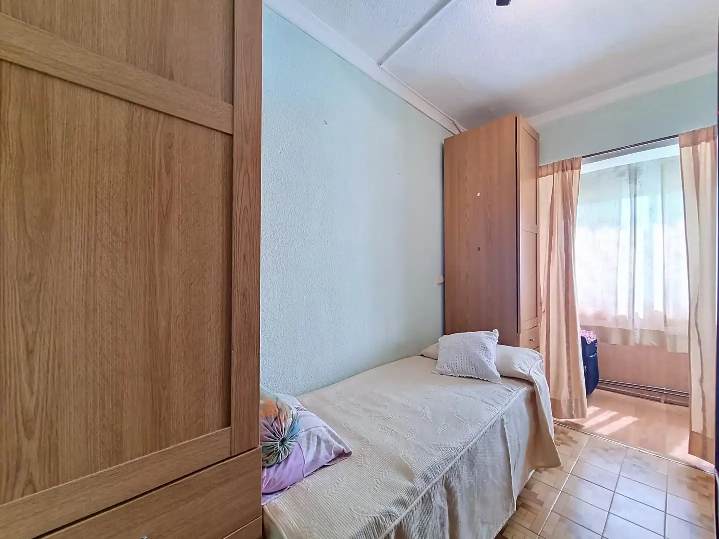 Bedroom of Flat for sale in Madrid  with Air Conditioner, Heating and Furnished
