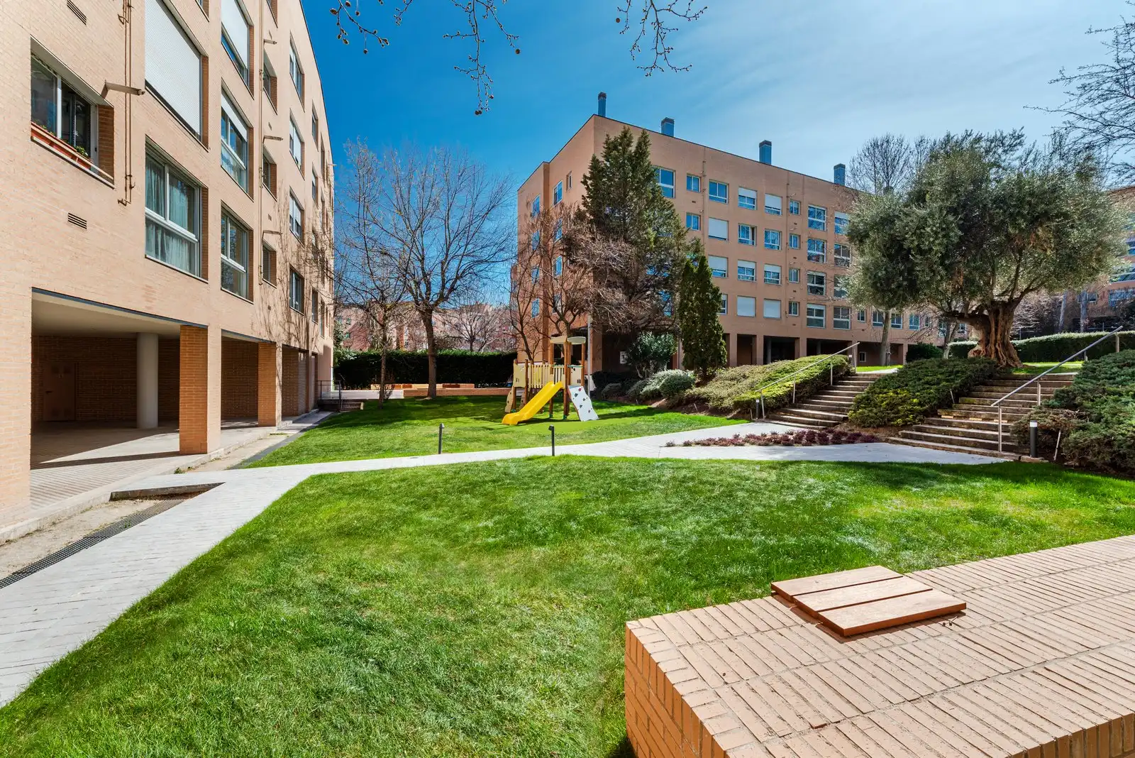 Vista exterior de Piso de alquiler en Madrid con Trastero