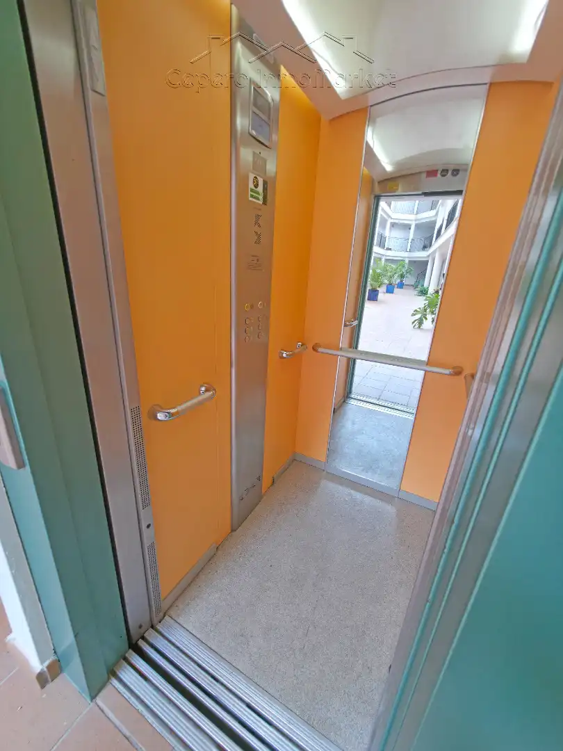 Mini appartamento con ascensore in vendita a Calle Armas de Santiago, imagen 5