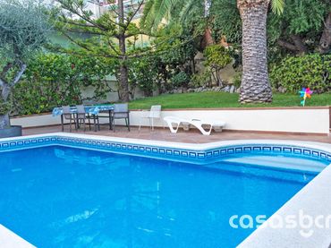 Casa amb piscina en venda a El Poal