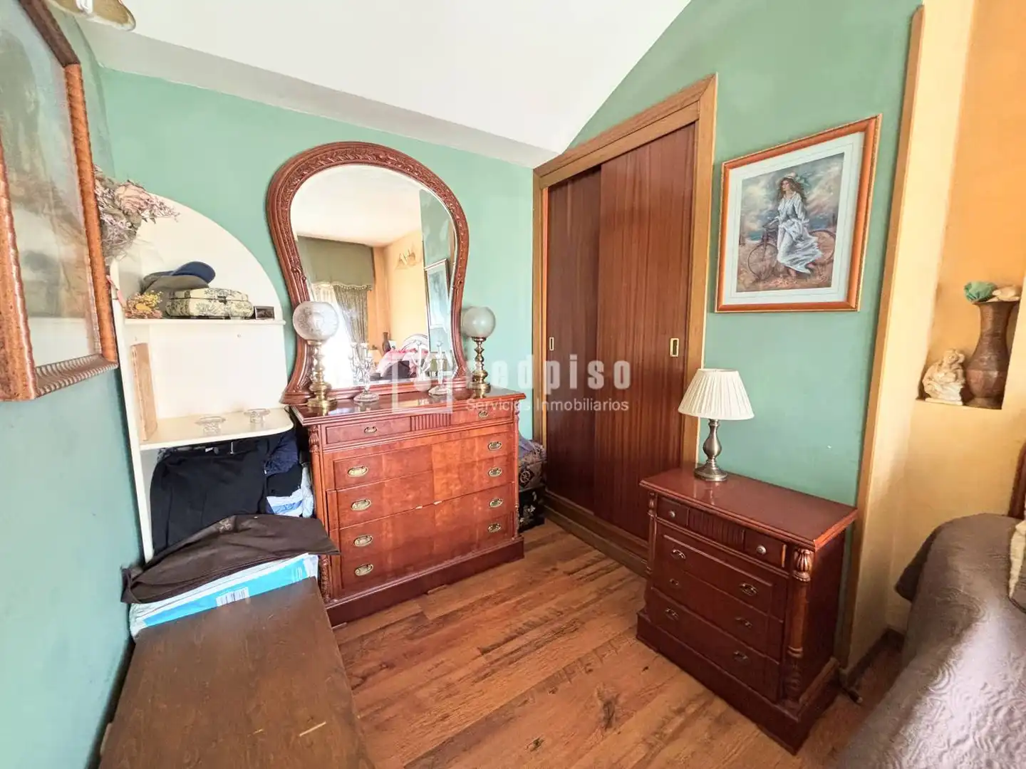Habitación de Casa o chalet en venta en Colmenar Viejo con Aire acondicionado, Calefacción y Jardín privado