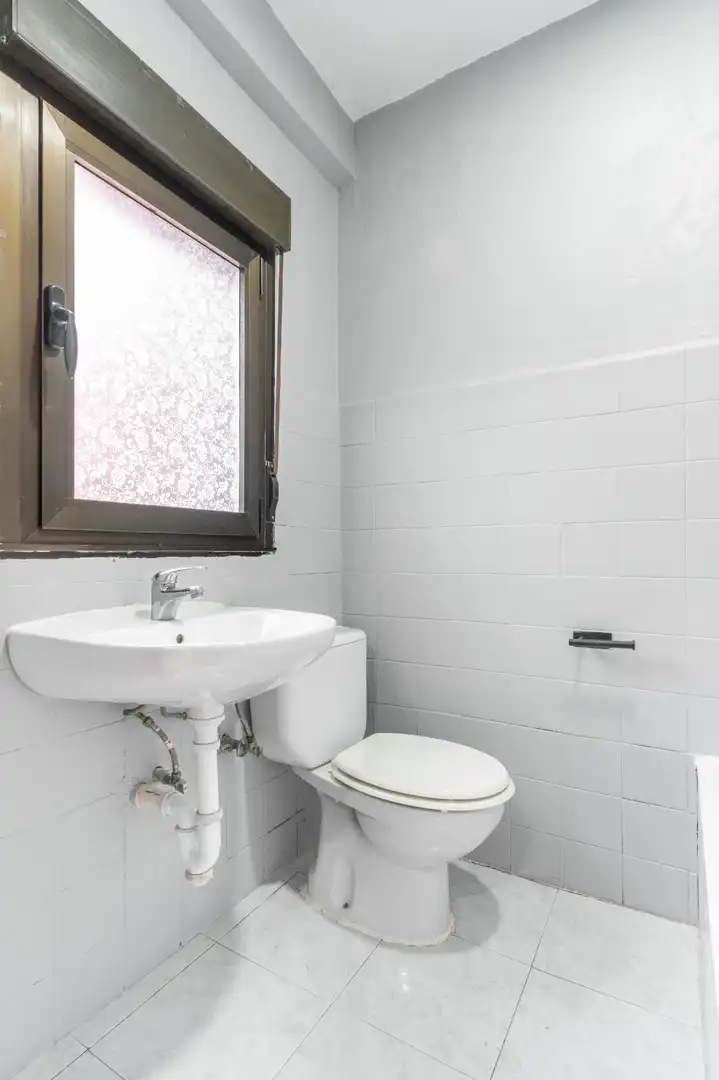 Bathroom of Buildings for sale in Langreo
