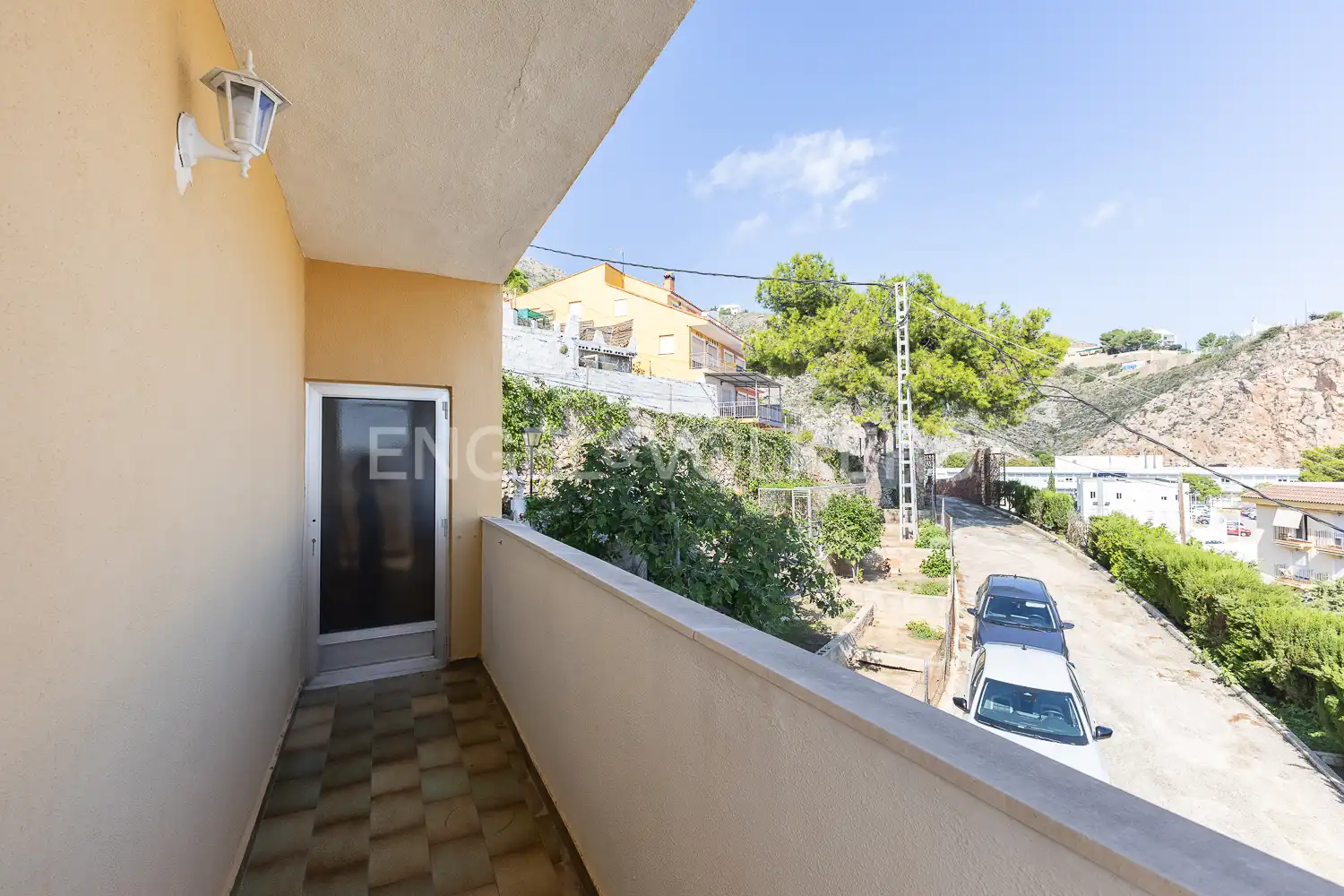 Vista exterior de Casa o xalet en venda en Cullera amb Aire condicionat, Calefacció i Jardí privat