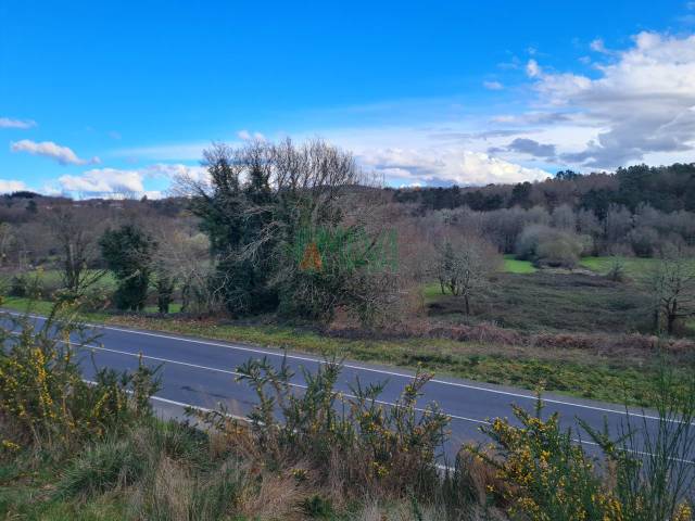 Terreno residencial en Venta en Carretera de Celanova en San Cibrao das Viñas