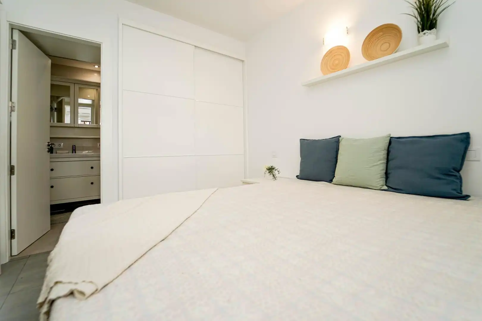 Habitación de Apartamento en venta en Mogán con Aire acondicionado, Jardín privado y Terraza