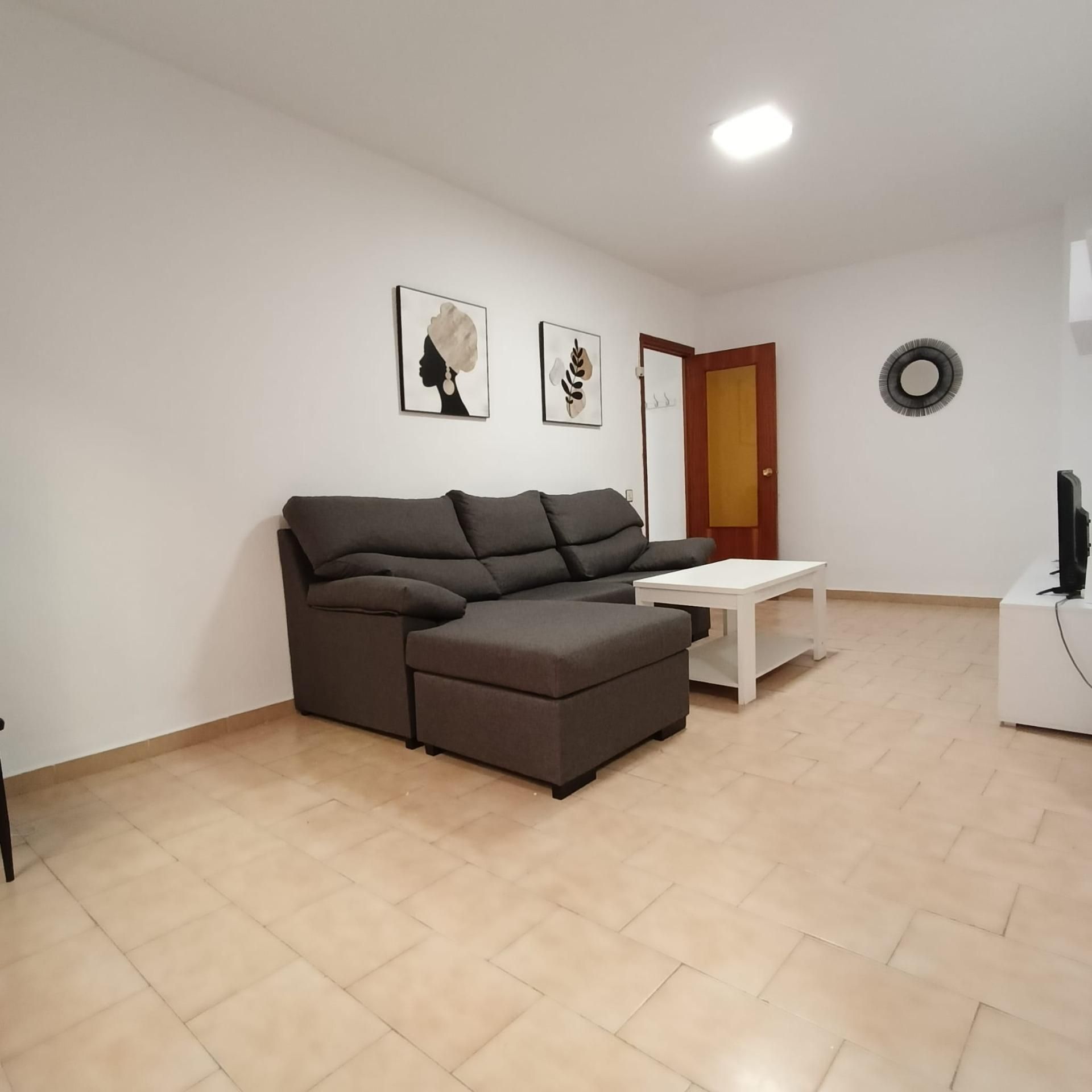 Living room of Flat for sale in  Sevilla Capital