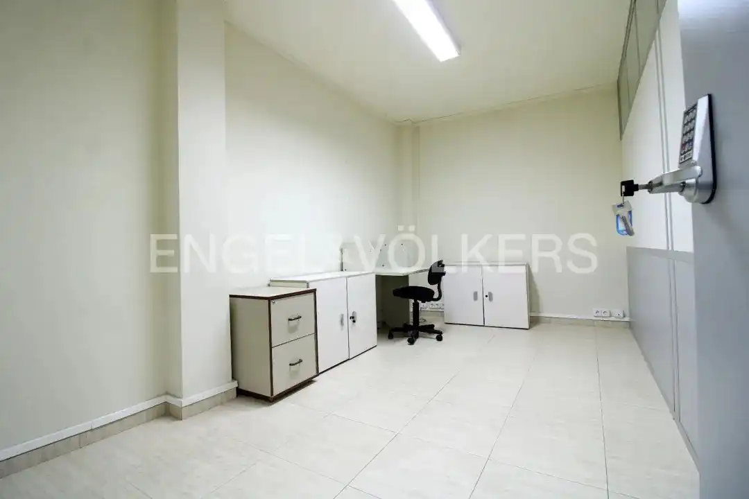 Office space for sale in Carrer la Parra, imagen 9