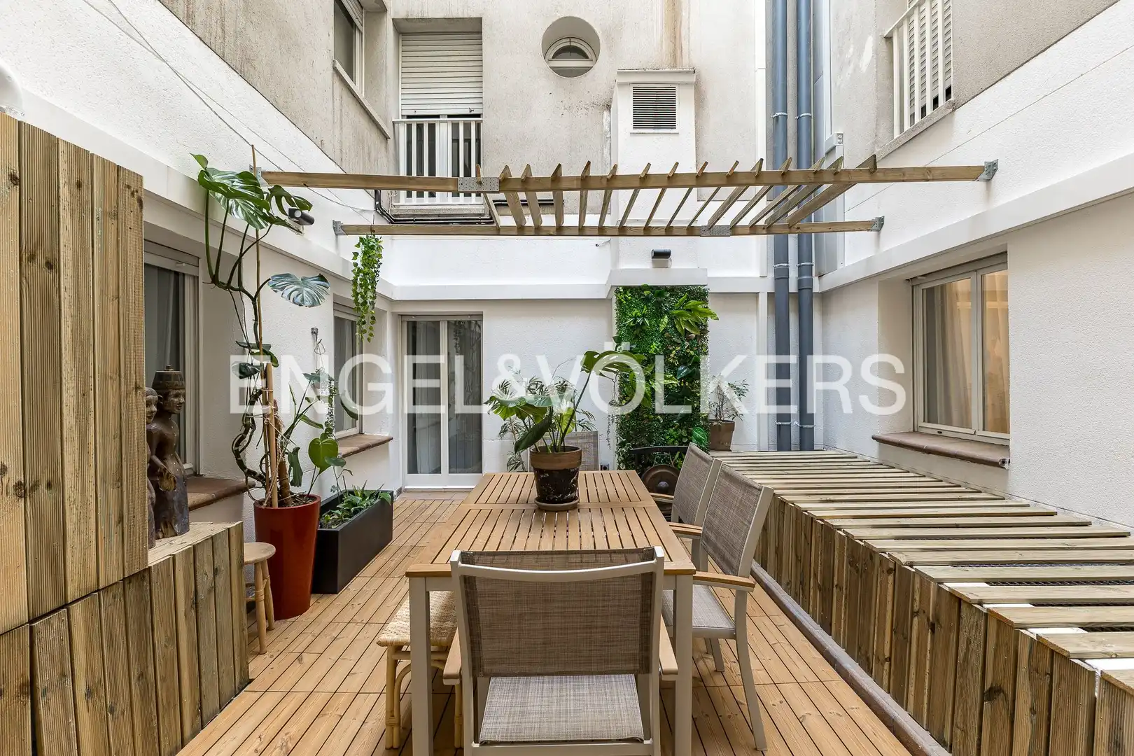 Terrace of Flat for rent in Barcelona  with Air Conditioner, Heating and Private garden