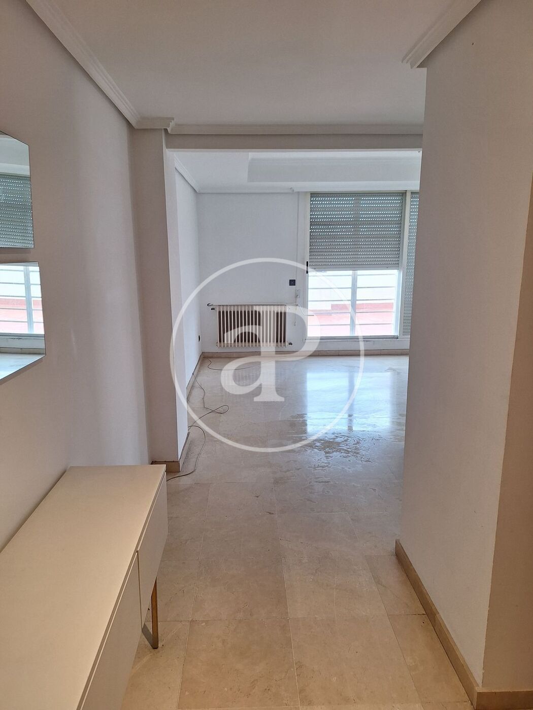 Flat to rent in  Valencia Capital  with Air Conditioner, Heating and Terrace