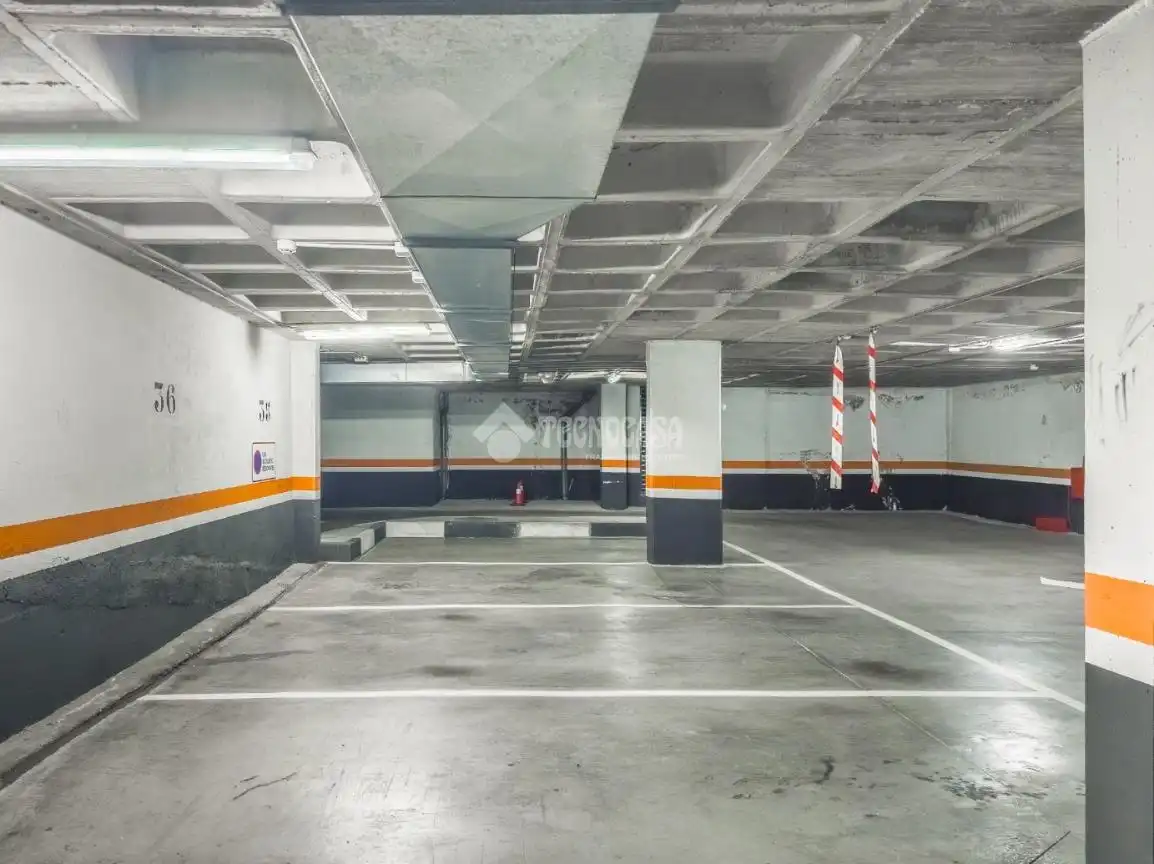 Parking de Garaje en venta en Madrid