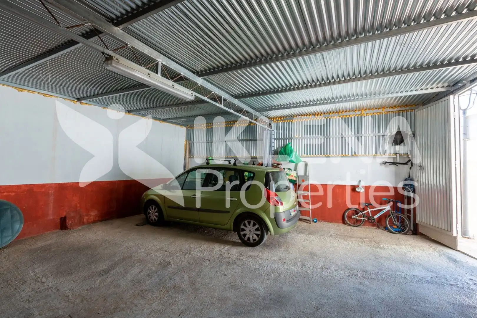 Casa o chalet en venta en Calle Parque, 9, Enix