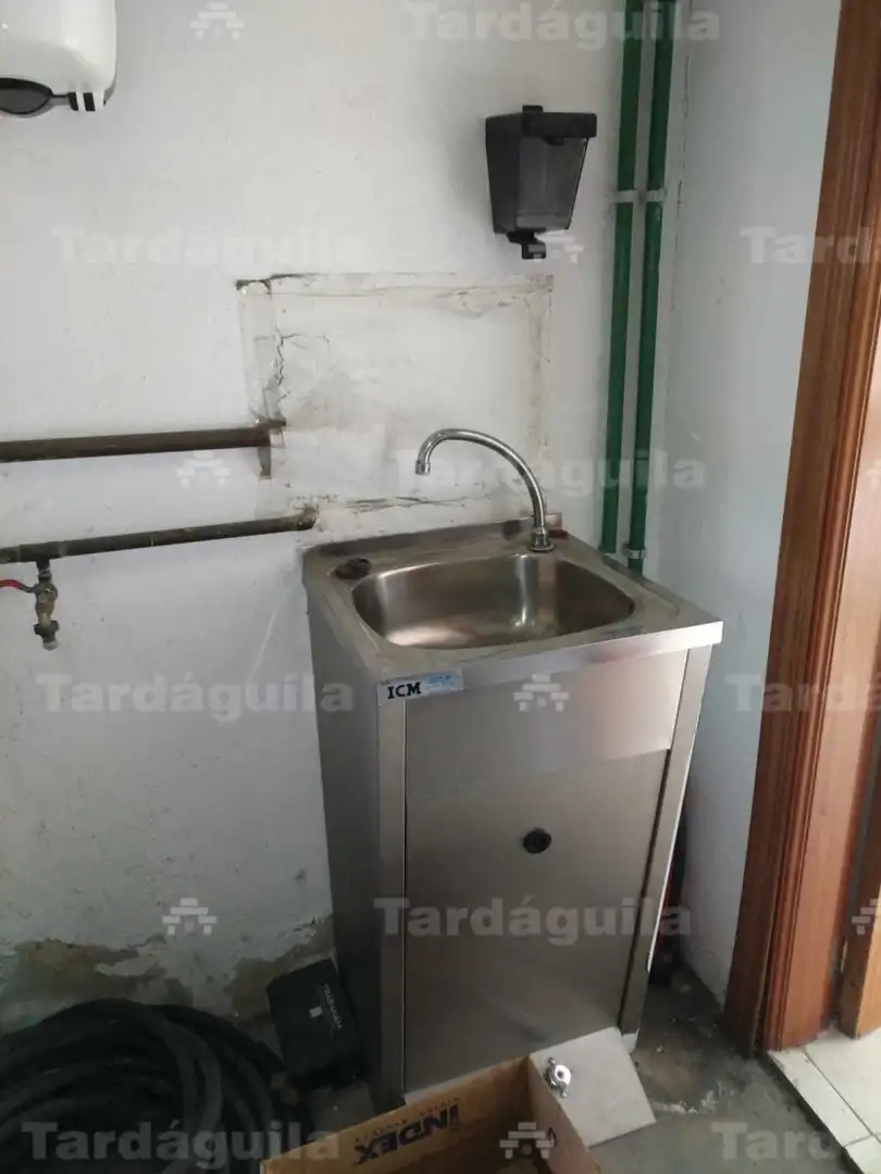 Industrial building for sale in Villares de la Reina, imagen 18