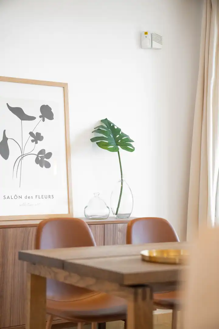 Außenansicht von Wohnung zur Miete in Benahavís mit Klimaanlage, Privatgarten und Terrasse