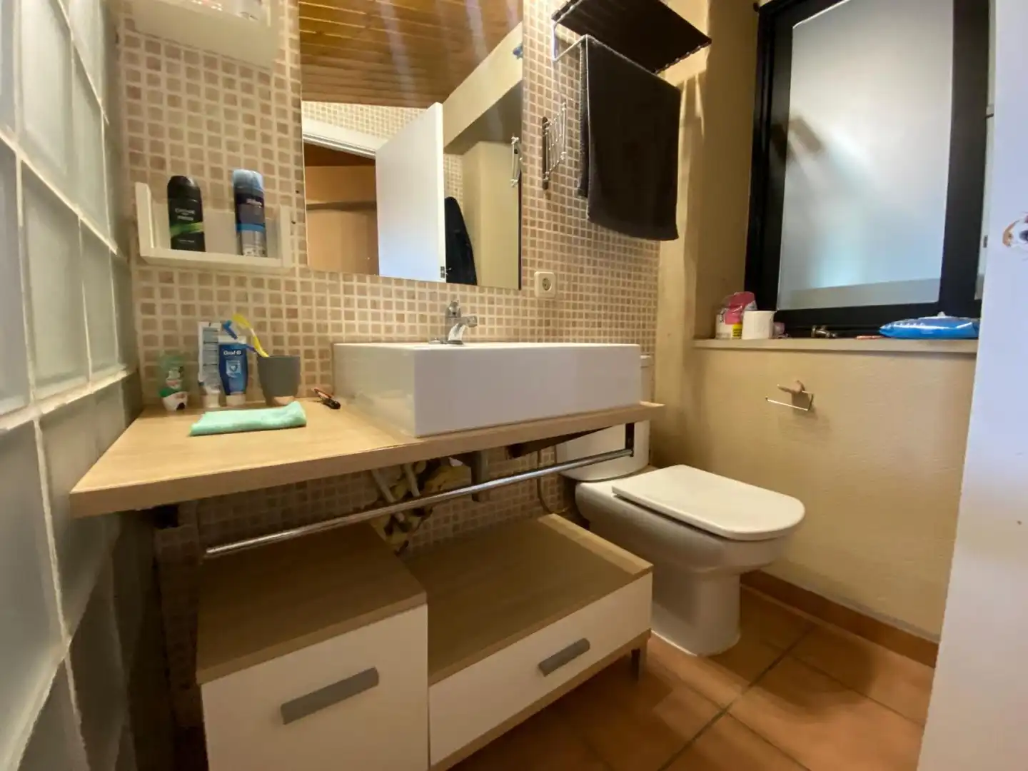 Baño de Casa o chalet en venta en Bell-lloc d'Urgell con Calefacción, Jardín privado y Terraza