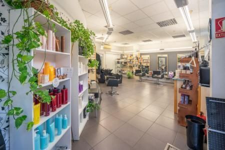 Local en venta en  Pamplona / Iruña con Aire acondicionado y Amueblado